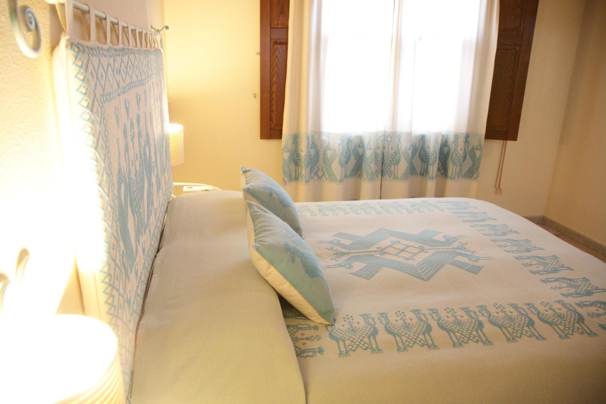 B&B Monte Prama カブラス エクステリア 写真
